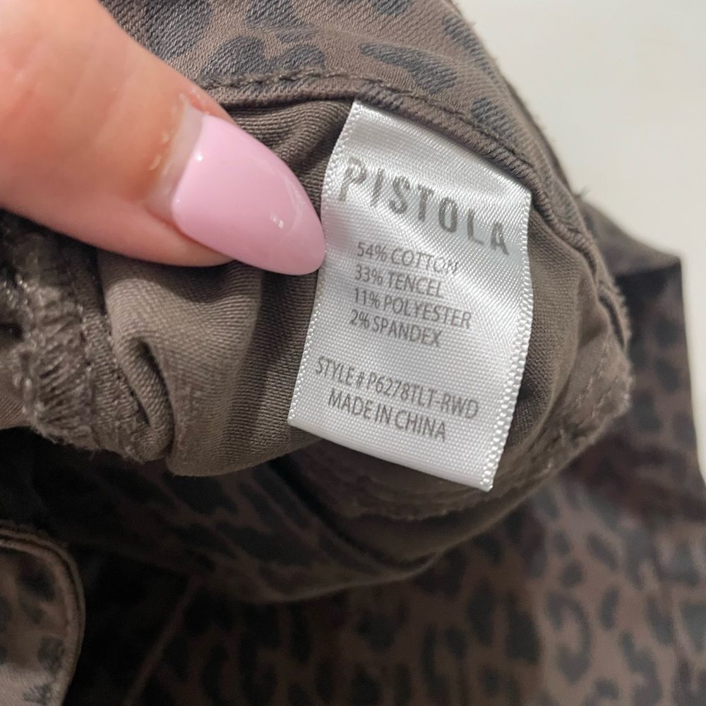 Pistola leopard print pants size 29 - Picture 6 of 6